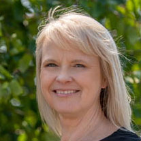 Debbie Williams Headshot